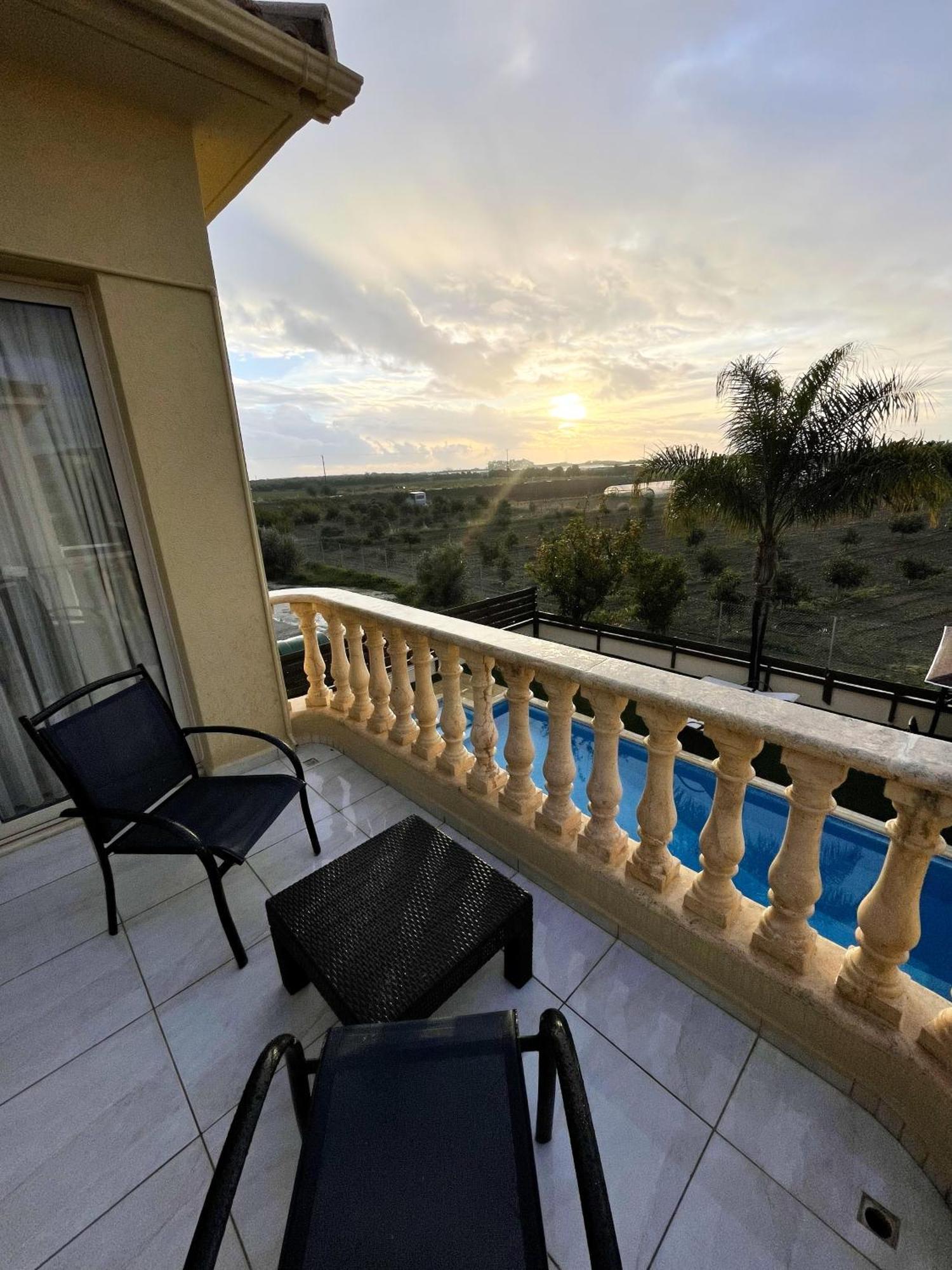 Zenberry House Apartment Mandria  Bagian luar foto